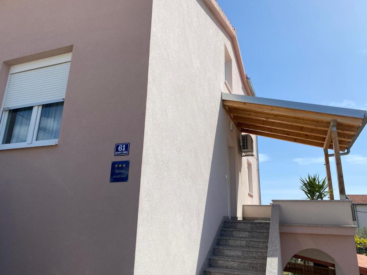 Three Bedroom Apartment Between Trogir And Split Kaštela Kültér fotó